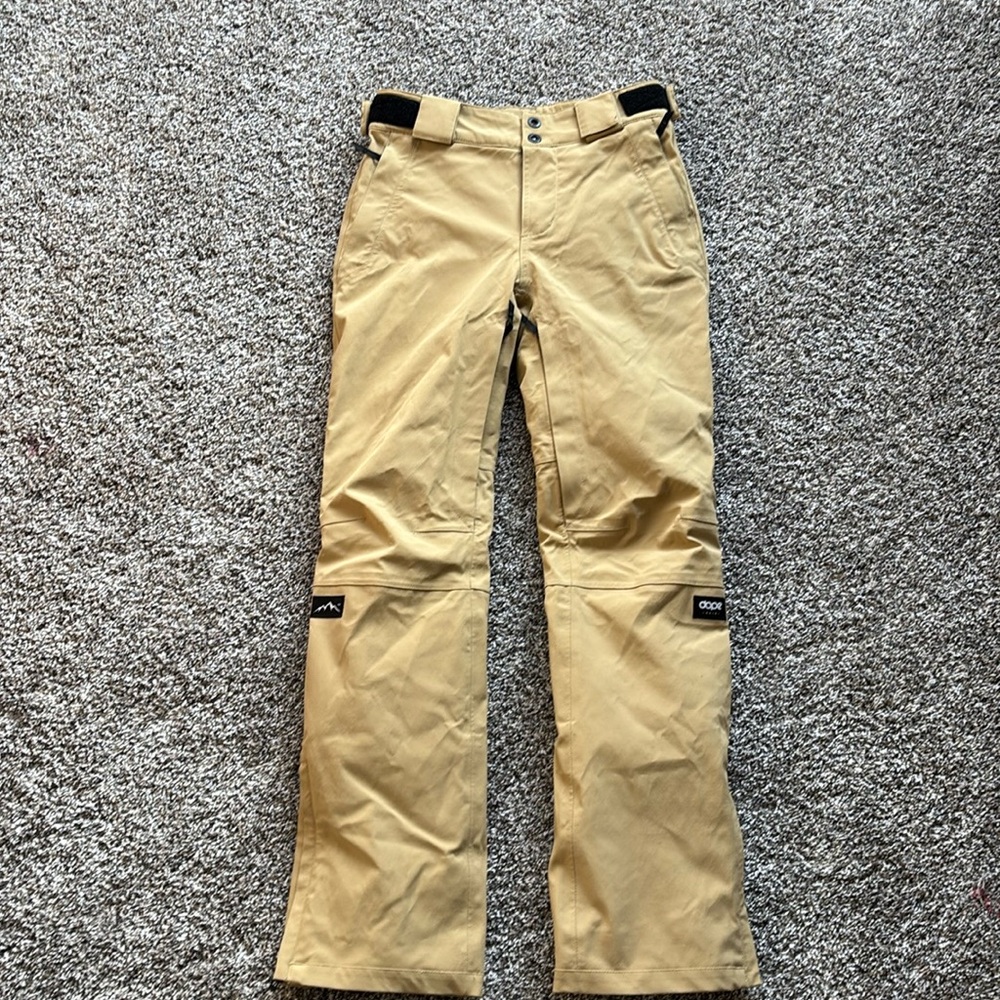 Dope brand women’s XS snowboard pants khaki